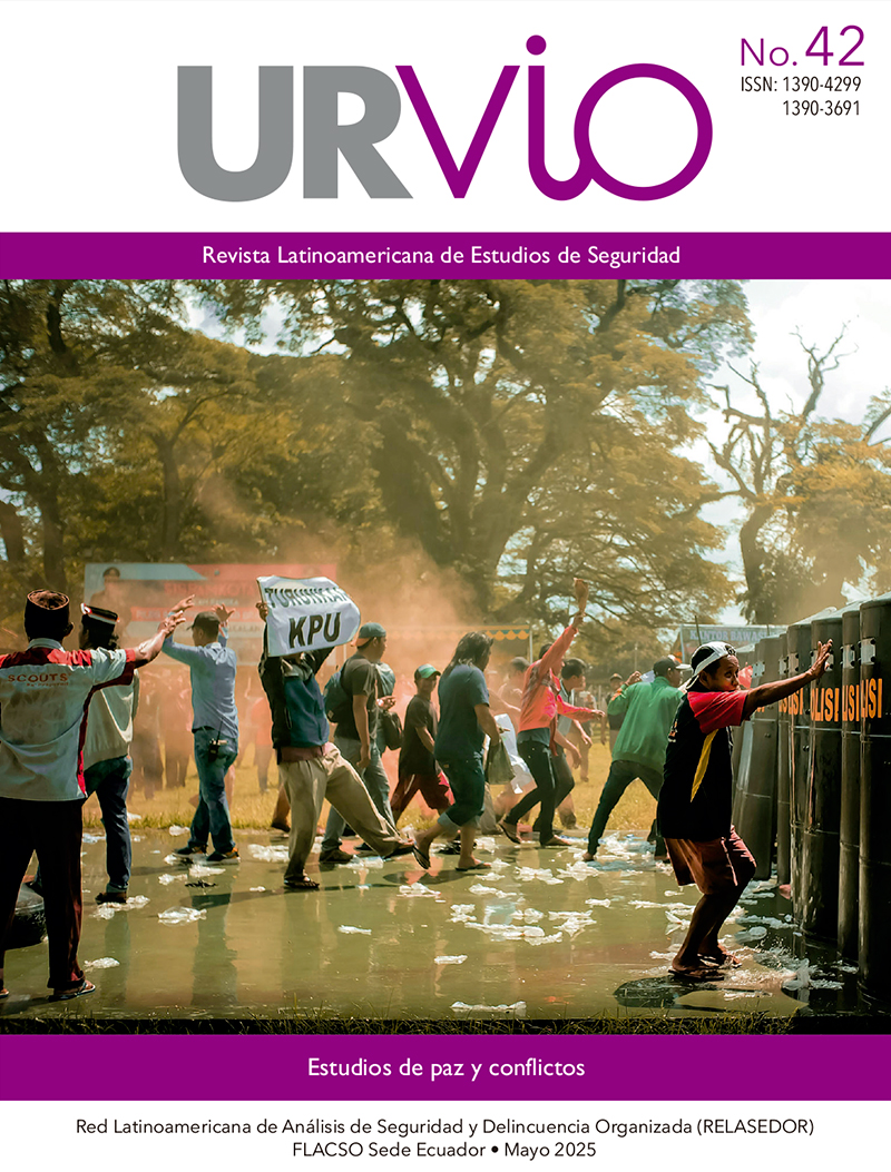 Revista Urvio No. 42, may. 2025
